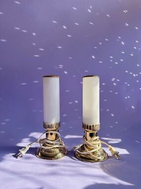 1930s Art Deco White Milk Glass Boudoir Skyscraper Silverware Table Lamps Rare